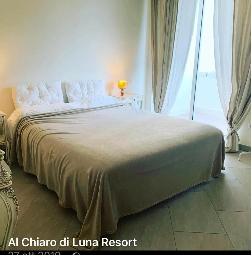 Al Chiaro Di Luna Resort Borgo Pantano Exteriér fotografie
